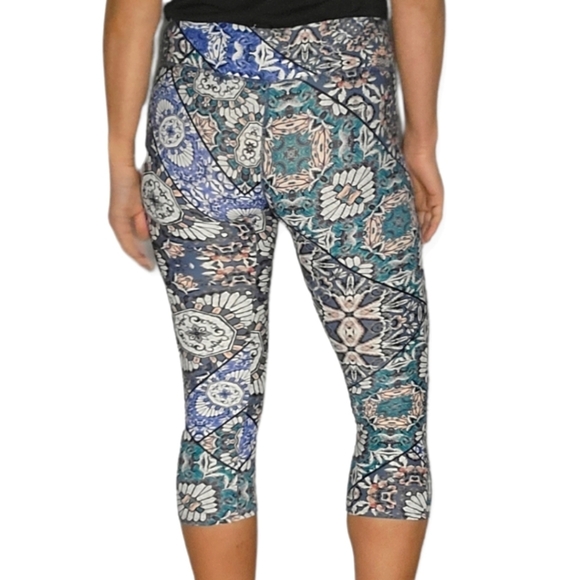 O'Neill Hybrid Leggings Floral Medium Blue - Picture 2 of 5